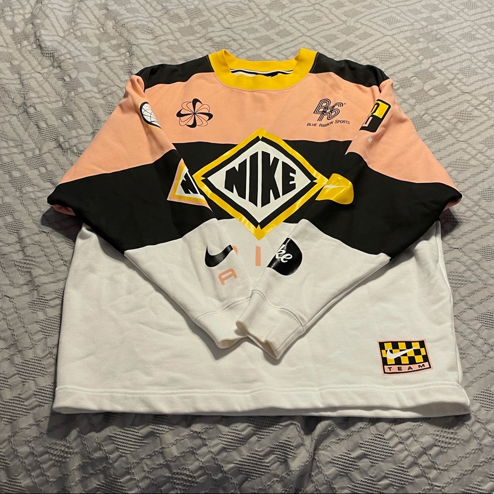 Limited edition NIKE crew neck.